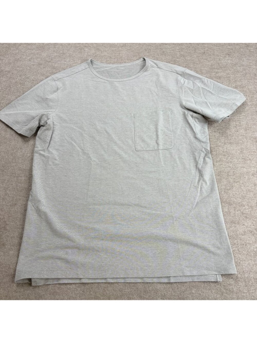Lululemon Mens Shirt Medium Gray Light Chest Pocket Relaxed Tee